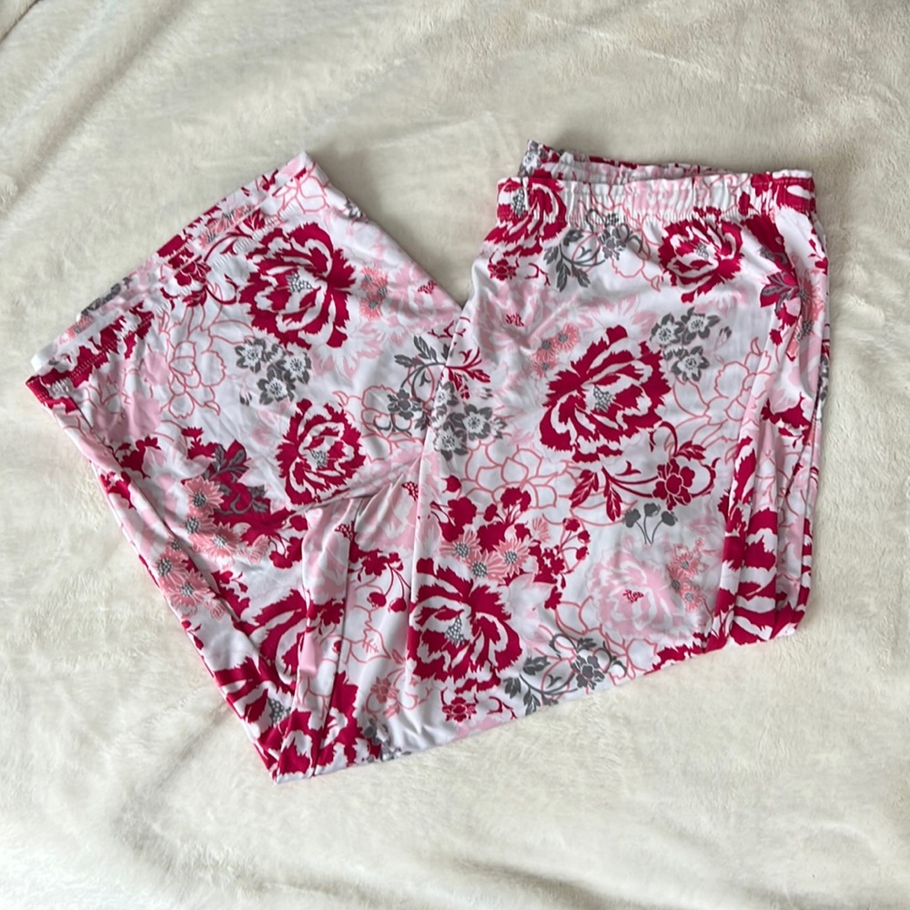 Capri Sleep Pants